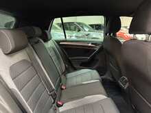 Volkswagen Golf TDI R-Line 