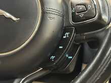 Jaguar XJ d V6 Portfolio 