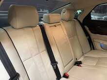 Jaguar XJ d V6 Portfolio 
