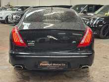 Jaguar XJ d V6 Portfolio 