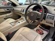 Jaguar XF d V6 Premium Luxury 