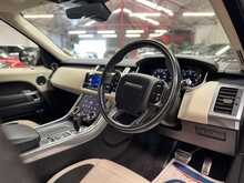 Land Rover Range Rover Sport SD V6 HSE Dynamic 