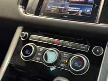 Land Rover Range Rover Sport SD V6 HSE 