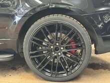Land Rover Range Rover Sport SD V6 HSE 