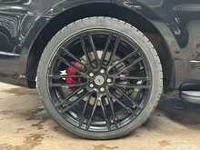 Land Rover Range Rover Sport SD V6 HSE 