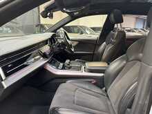 Audi Q8 TDI V6 S line 