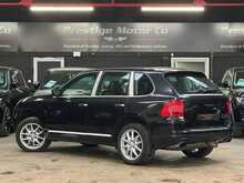 Porsche Cayenne V6 