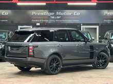 Land Rover Range Rover SD V8 Autobiography 