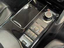 Land Rover Range Rover SD V8 Autobiography 