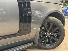 Land Rover Range Rover SD V8 Autobiography 