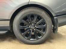 Land Rover Range Rover SD V8 Autobiography 