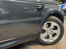 Land Rover Range Rover Sport SD V6 HSE 