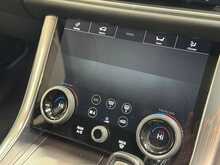 Land Rover Range Rover Sport SD V6 HSE 