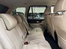Land Rover Range Rover Sport TD V6 HSE 