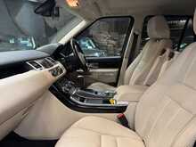 Land Rover Range Rover Sport TD V6 HSE 