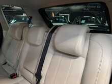 Land Rover Range Rover Sport TD V6 HSE 