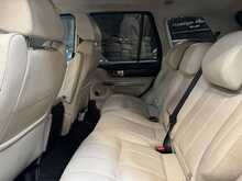 Land Rover Range Rover Sport TD V6 HSE 