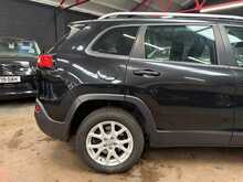 Jeep Cherokee CRD Longitude 