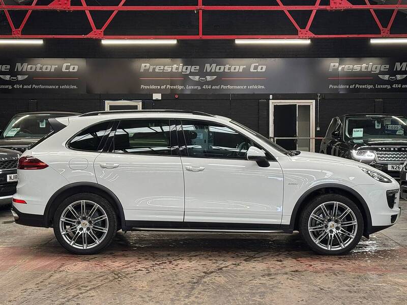 Porsche Cayenne TD V6 - U941