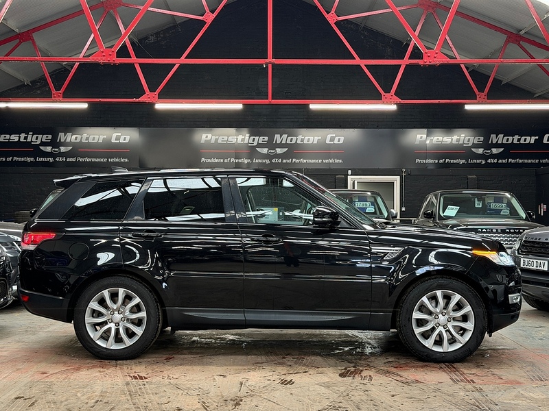 Land Rover Range Rover Sport SD V6 HSE - U944