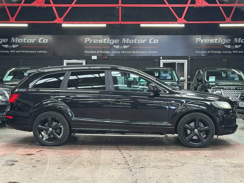 Audi Q7 TDI V6 S line - U946