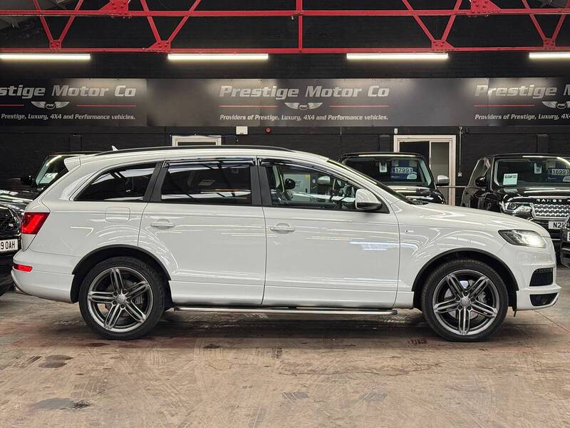 Audi Q7 TDI V6 S line Plus - U948