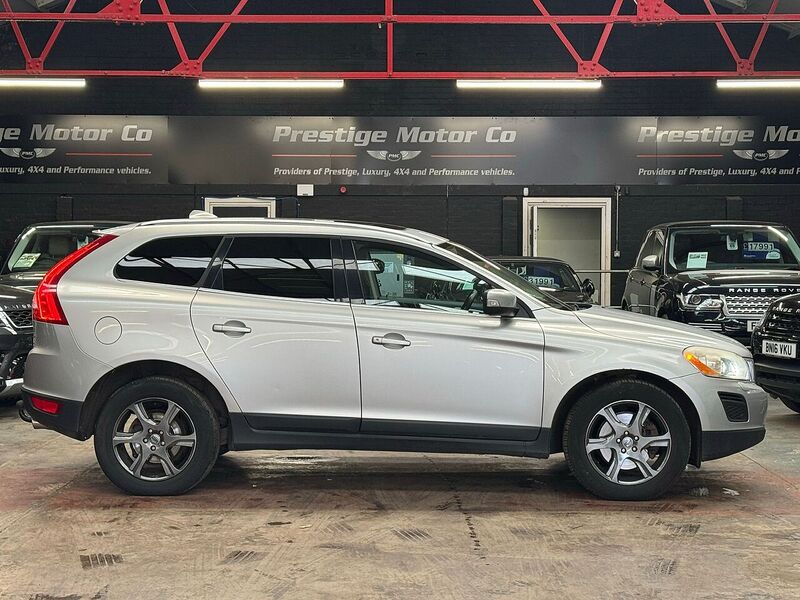 Volvo XC60 D5 SE Lux - U960
