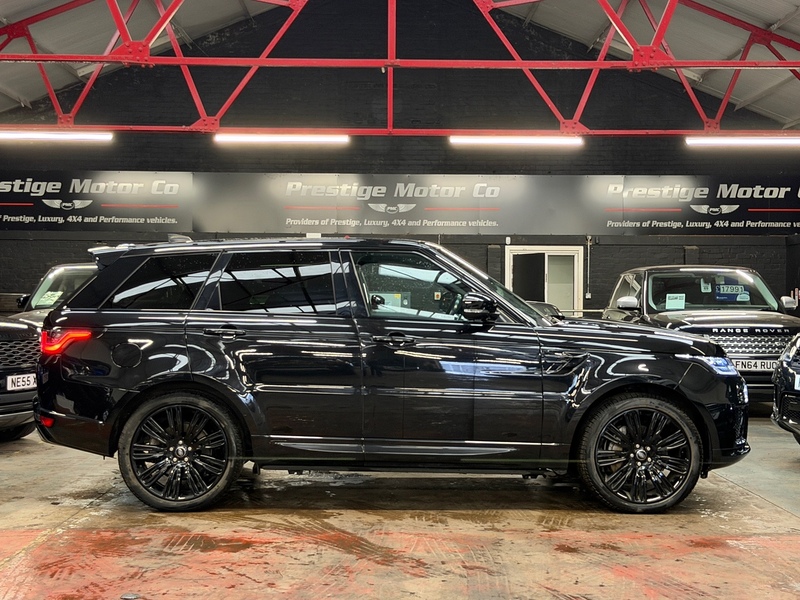 Land Rover Range Rover Sport D300 MHEV HSE Dynamic Black - U970
