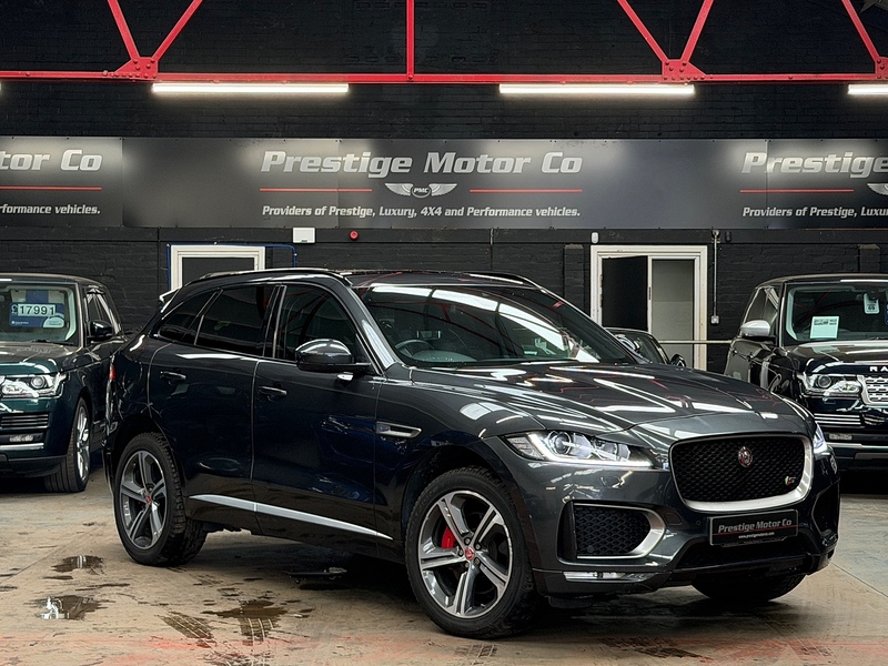 Jaguar F-PACE V6 S - U978