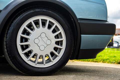 Volkswagen Golf Gti G60 - U106