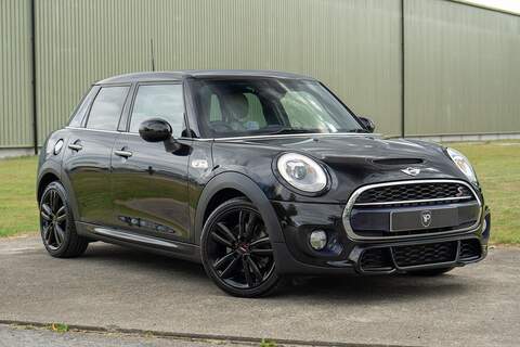 MINI Hatch 1.6 Cooper S SUV 5dr Petrol Steptronic Euro 5 (184 ps)
