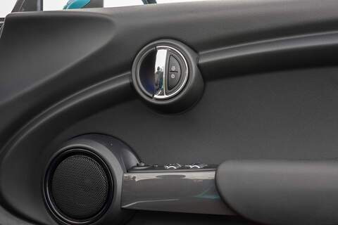 MINI Convertible Cooper - U357