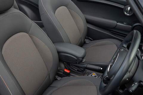 MINI Convertible Cooper - U357