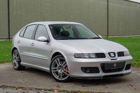 SEAT Leon Cupra R - U358