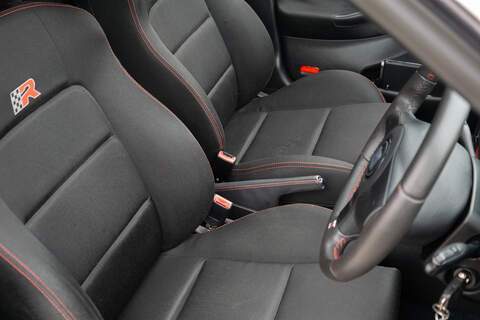 SEAT Leon Cupra R - U358