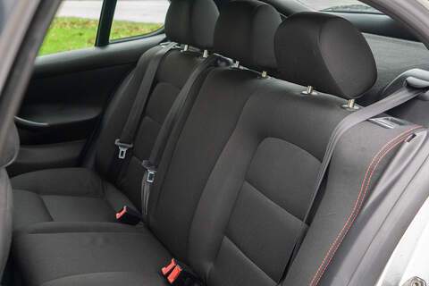 SEAT Leon Cupra R - U358