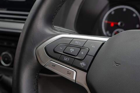 Volkswagen Transporter TDI T28 Highline - U359