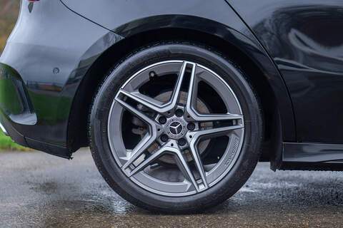 Mercedes-Benz A Class A180d AMG Line - U361