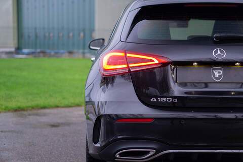 Mercedes-Benz A Class A180d AMG Line - U361