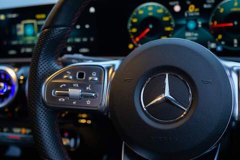 Mercedes-Benz A Class A180d AMG Line - U361