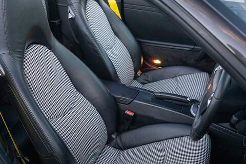 Porsche 911 997 Carrera 4S - U364