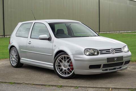 Volkswagen Golf 1.8 20v Cupra R Hatchback 5dr Petrol Manual (211 g/km, 222 bhp)