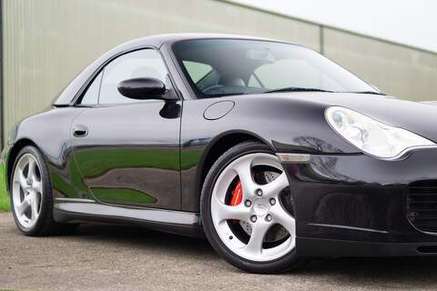 Porsche 911 996 Carrera 4S - U366