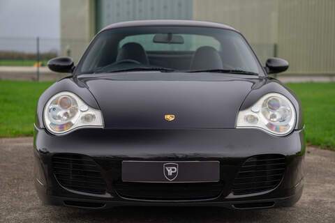 Porsche 911 996 Carrera 4S - U366