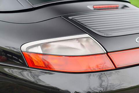 Porsche 911 996 Carrera 4S - U366