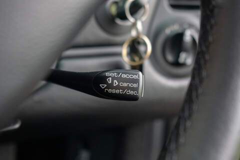 Porsche 911 996 Carrera 4S - U366