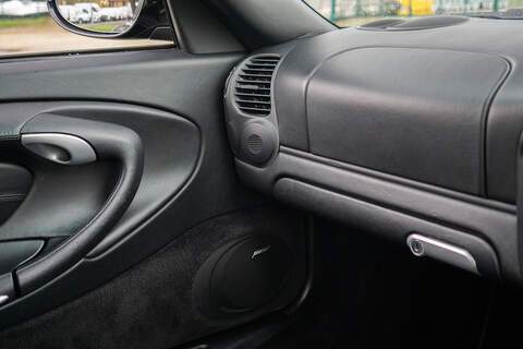 Porsche 911 996 Carrera 4S - U366