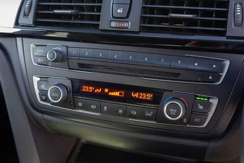 BMW 3 Series 330d M Sport - U368