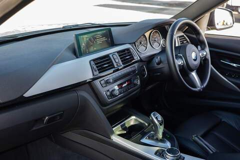 BMW 3 Series 330d M Sport - U368