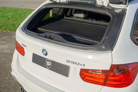 BMW 3 Series 330d M Sport - U368